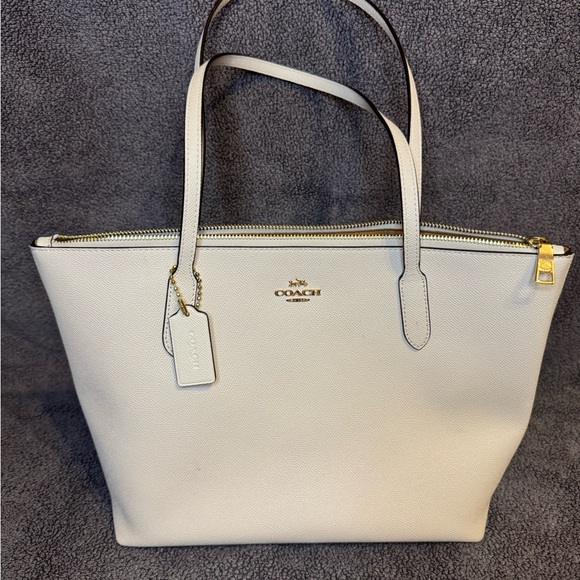 Coach Ivory Tote Bag with Gold Accents - Picture 1 of 2